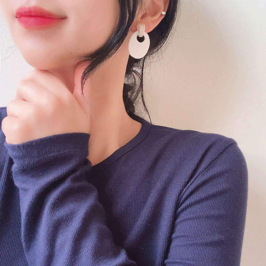 [당일출고] 은침 유니크 우드 원형가벼운 드롭 귀걸이 2color